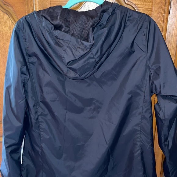 New balance jacket - Picture 9 of 9